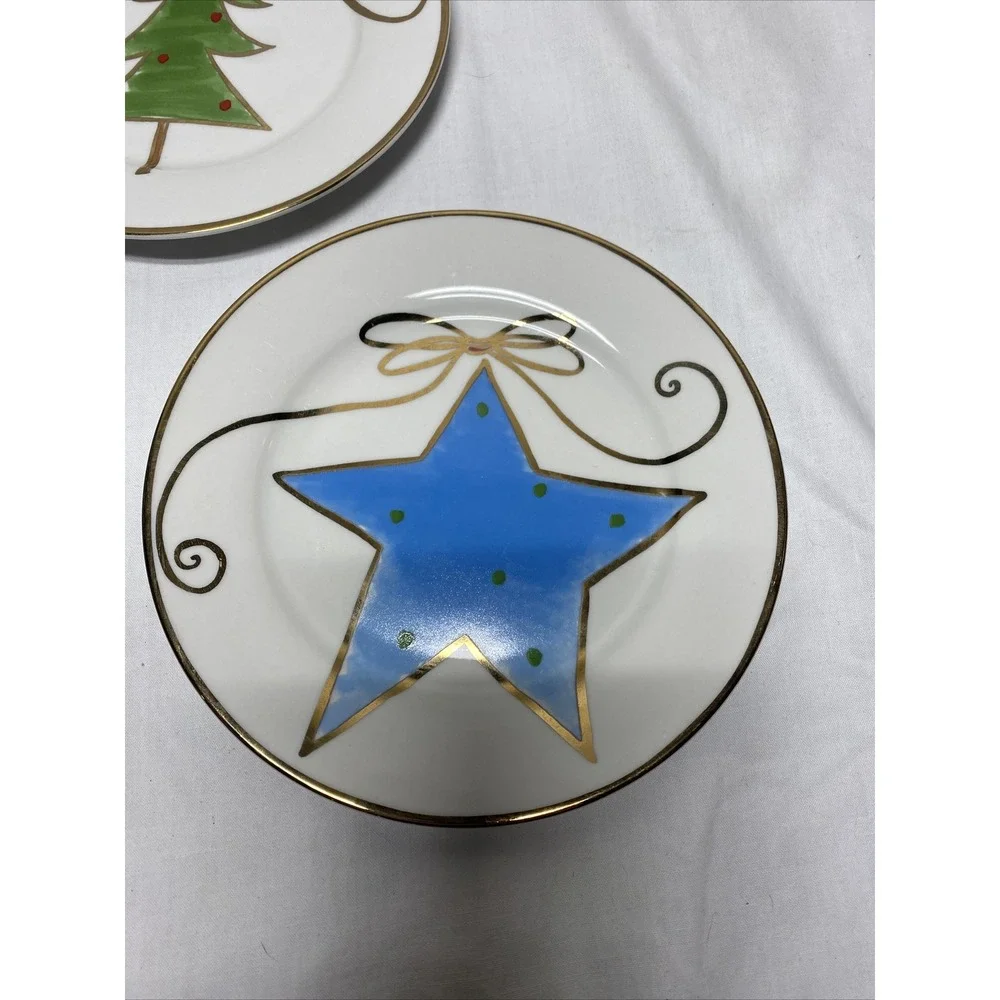 Pier 1 Christmas Reindeer Stars Tree Plates Gold Rimmed 7